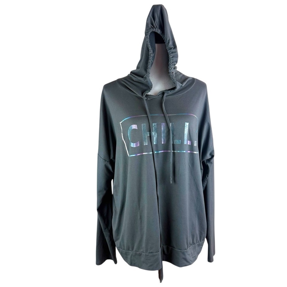 Free Kisses Women’s‎ Gray Hoodie with 'CHILL' Graphic Size Plus 2X
